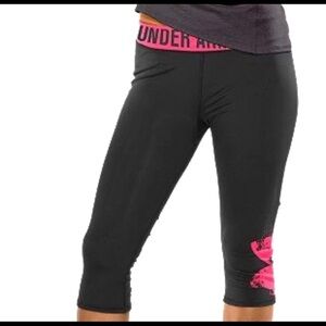 UNDER ARMOUR•Block it big logo Capri